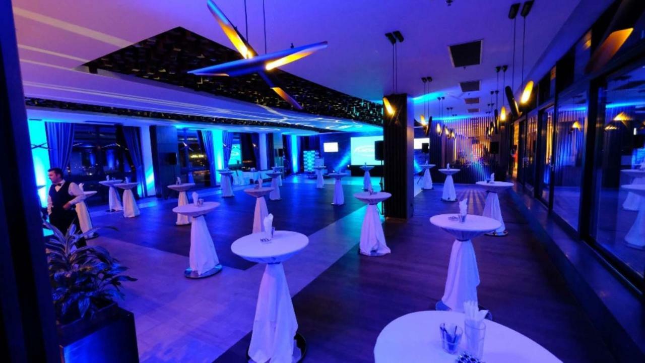 Hotel Hills Sarajevo Congress & Thermal Spa Resort Ilidža Bagian luar foto The interior of the 100th floor of the Westin Palace, Vienna